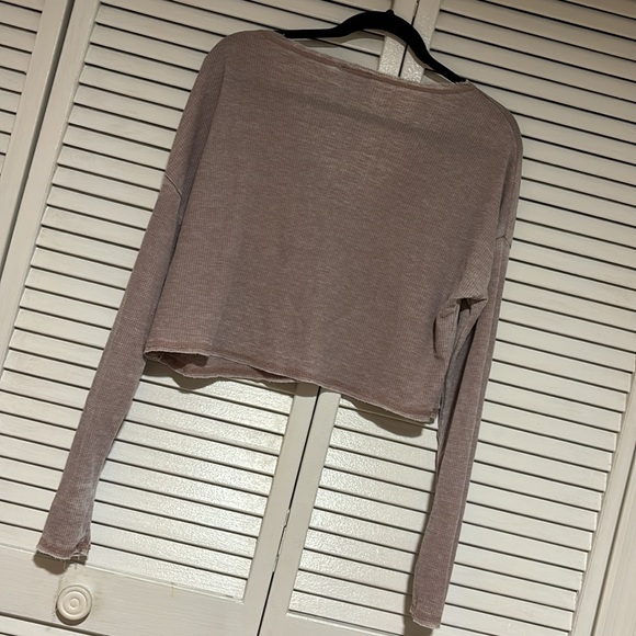 Mono B Crop Top - Picture 4 of 4